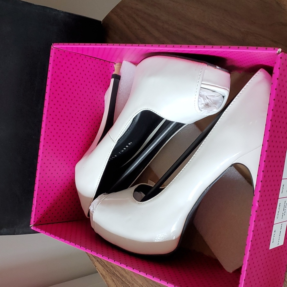 White Heels from Charlotte Russe Size 9